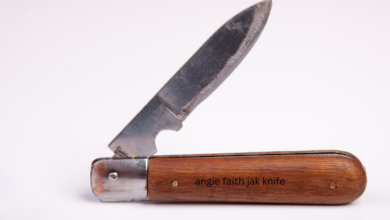 angie faith jak knife